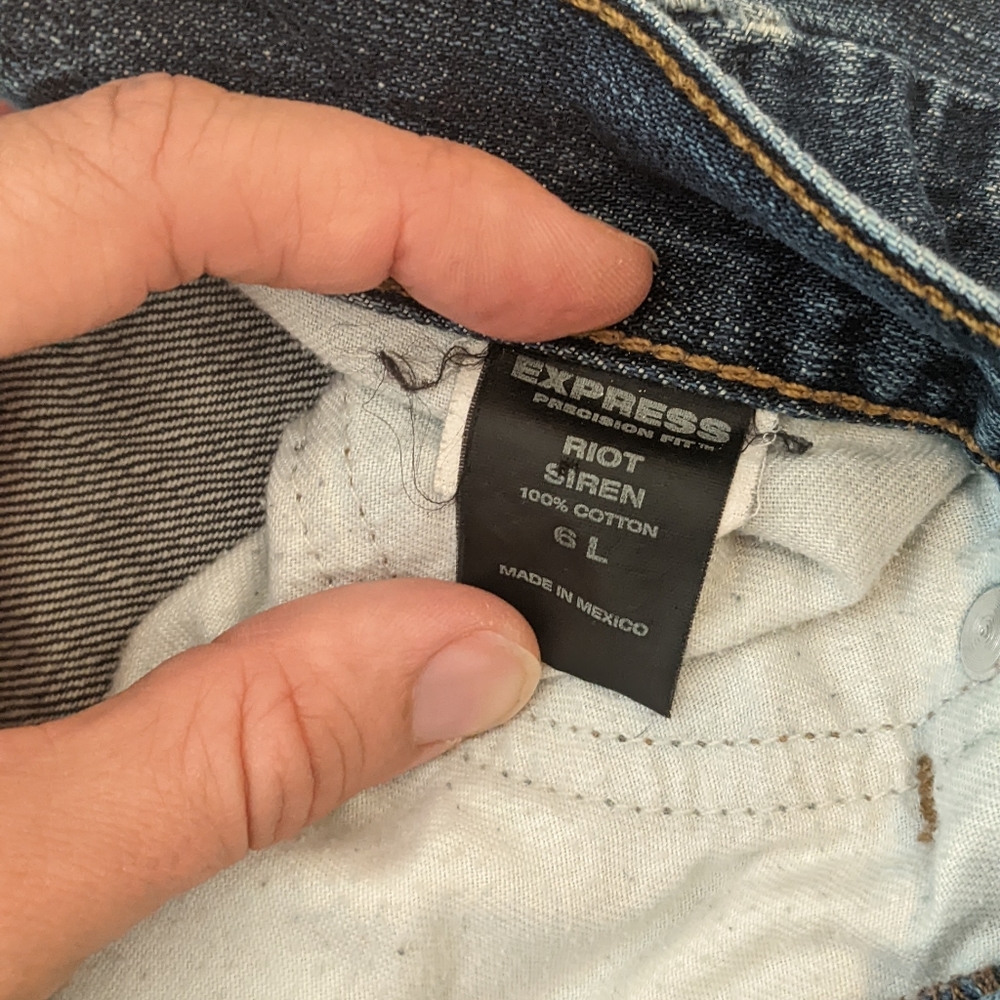 Express Riot Siren Jeans - Picture 6 of 8